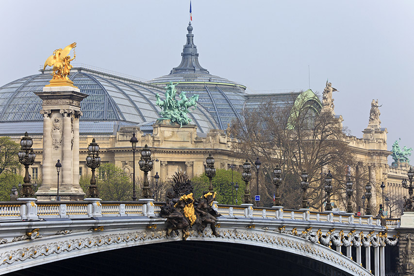 The Grand Palais des Champs-Élyssés from the outside; photo © Shutterstock